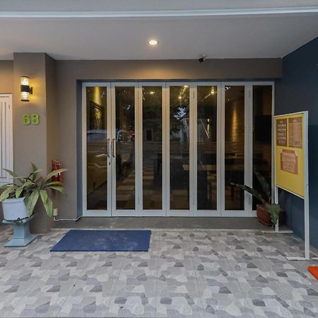 Reddoorz Plus At Swun Stay Raya Langsep Malang Ngoại thất bức ảnh